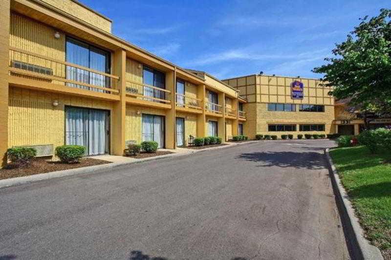 Days Inn & Suites By Wyndham Madison Heights Mi Exteriör bild
